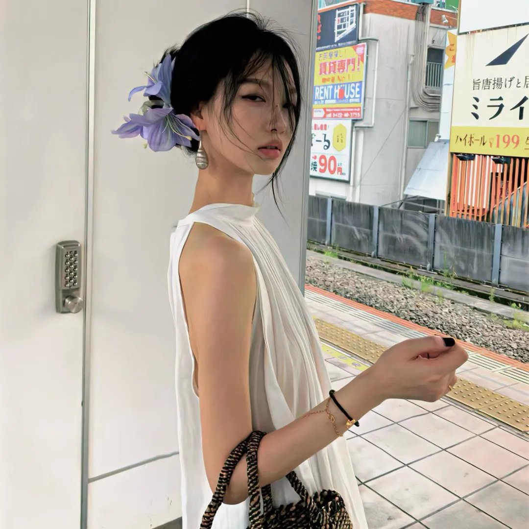三面娜迦